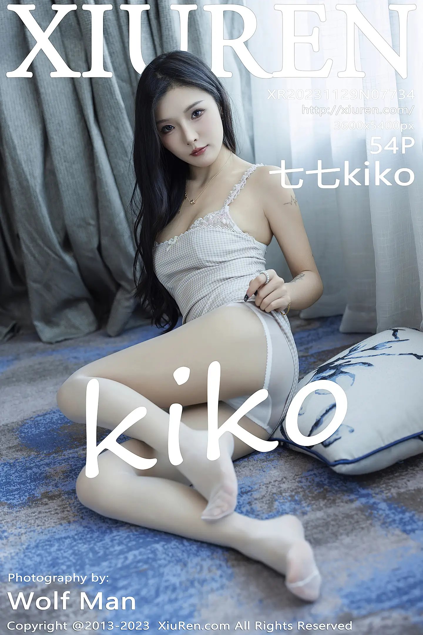 [XiuRen秀人网]No.7734_模特七七kiko性感浅色连衣短裙配白丝袜秀曼妙身姿迷人诱惑写真54P-秀人网 - XiuRen.Space